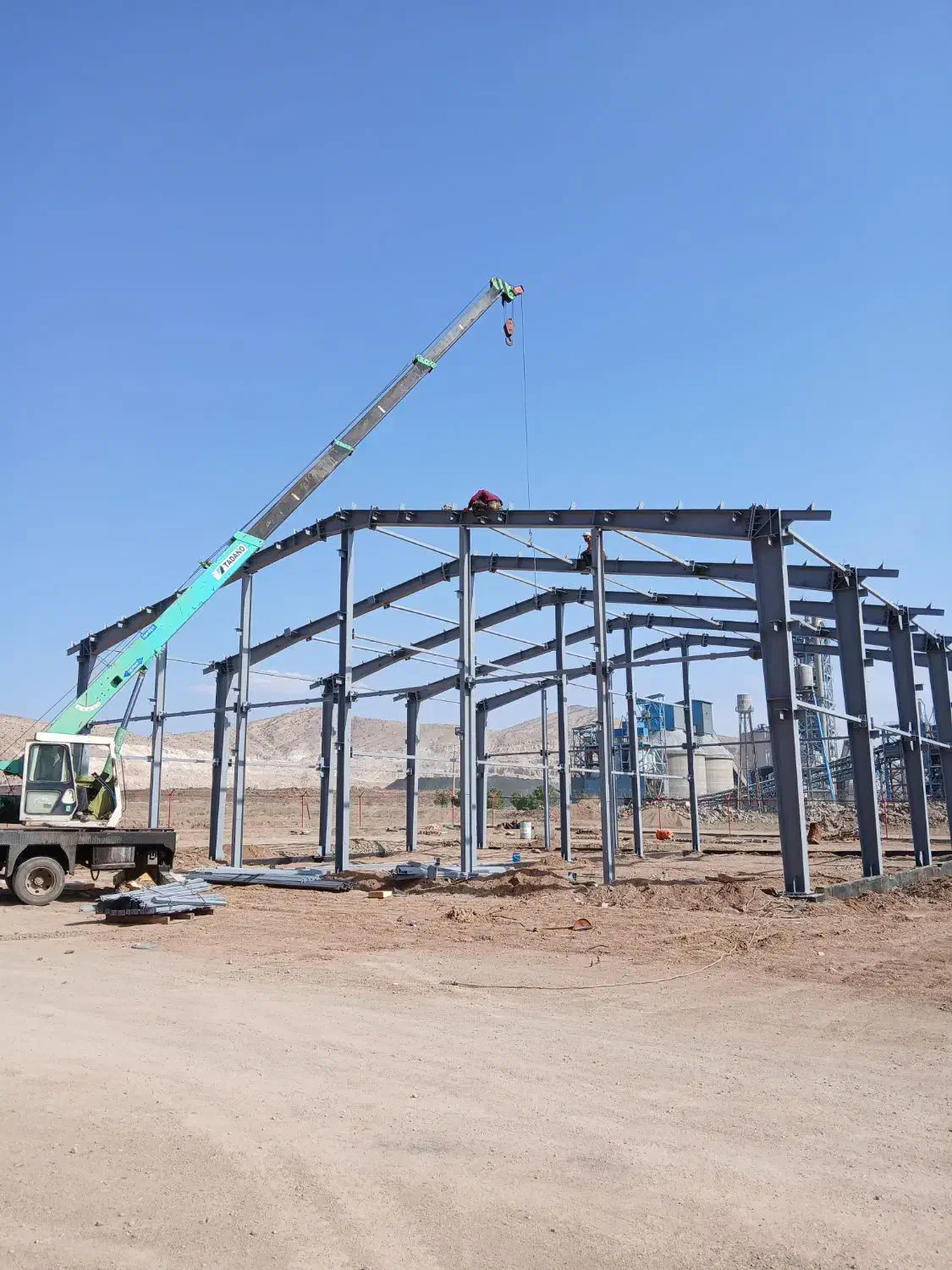 طراحی و ساخت انواع سوله و اسکلت|خدمات پیشه و مهارت|ساوه, |دیوار