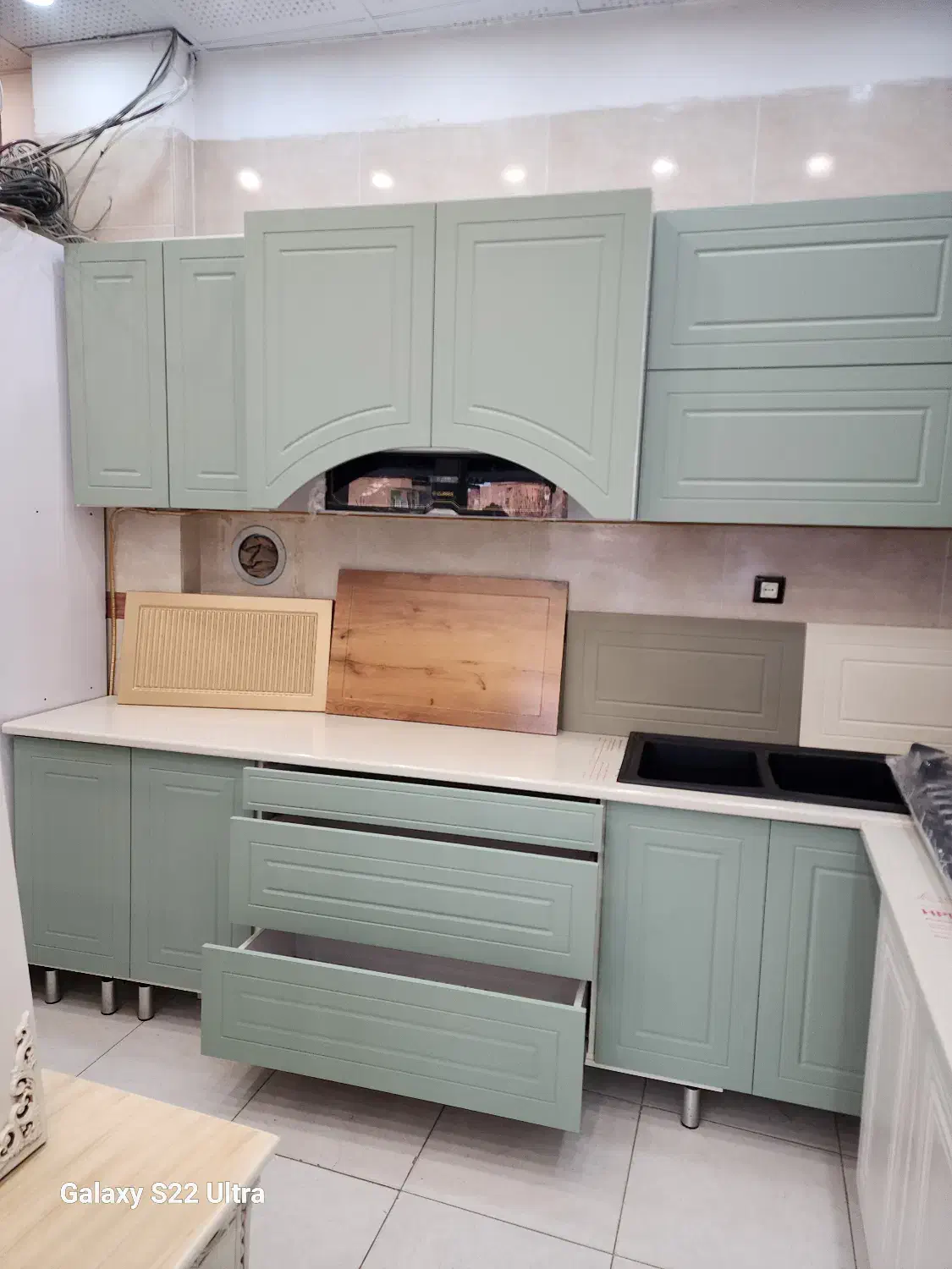 کابینت هایگلاس -ممبران- نئو کلاسیک صفحه|مصالح و تجهیزات ساختمان|اصفهان, عطار نیشابوری|دیوار