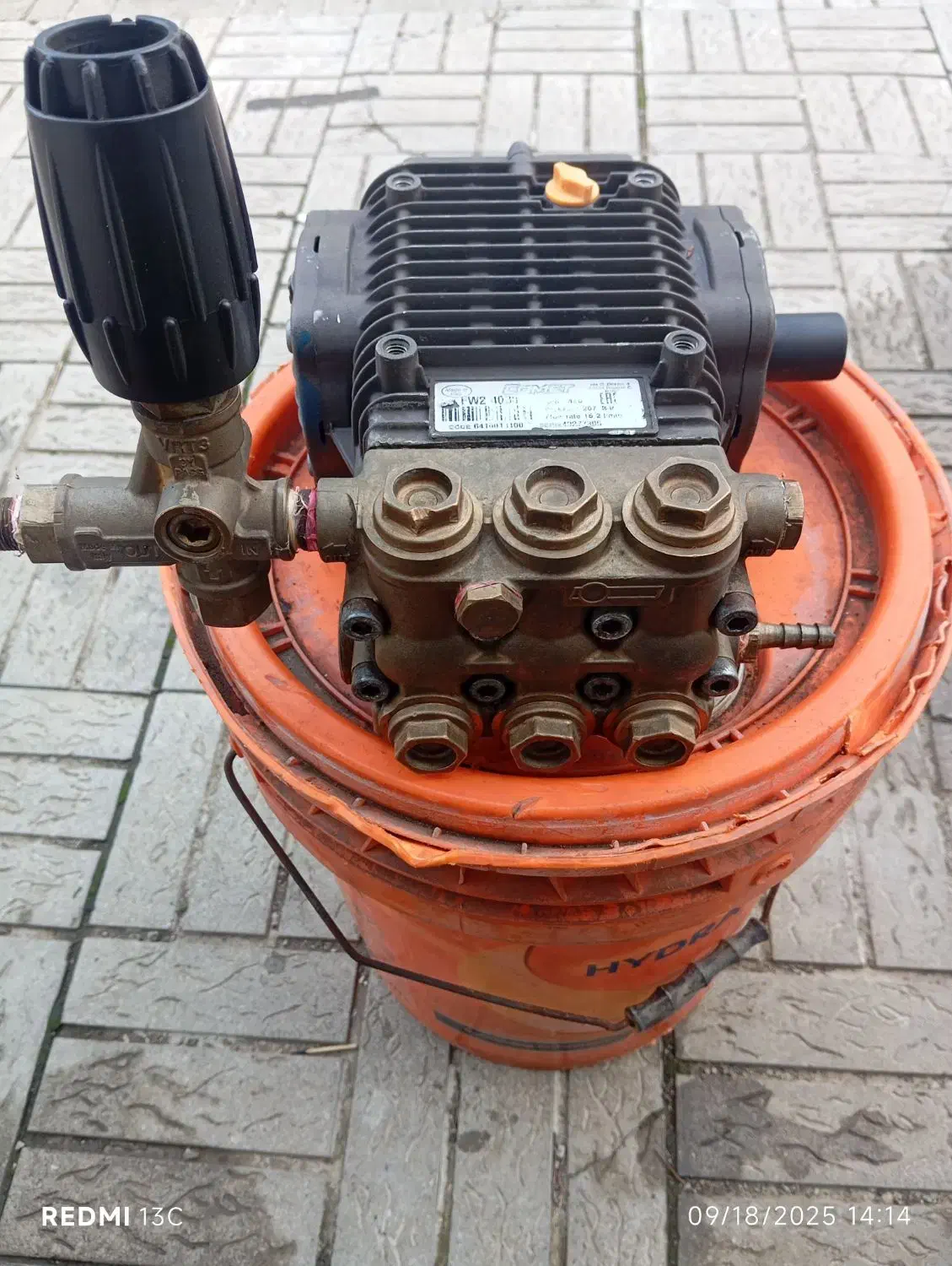 پمپ کومت 200 بار سه فاز بدون دینام|ماشین‌آلات صنعتی|رشت, معلولین|دیوار