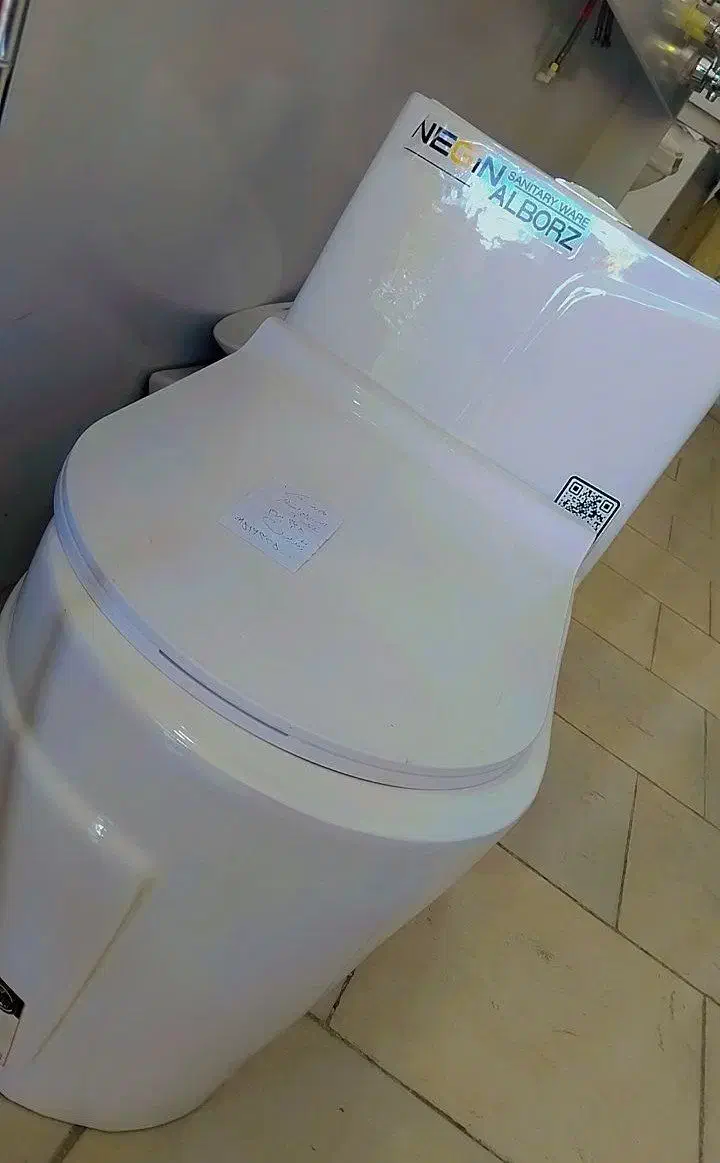 تعدادی تولت فرنگی نگین البرز زیر قیمت|لوازم سرویس بهداشتی|مشهد, انقلاب|دیوار