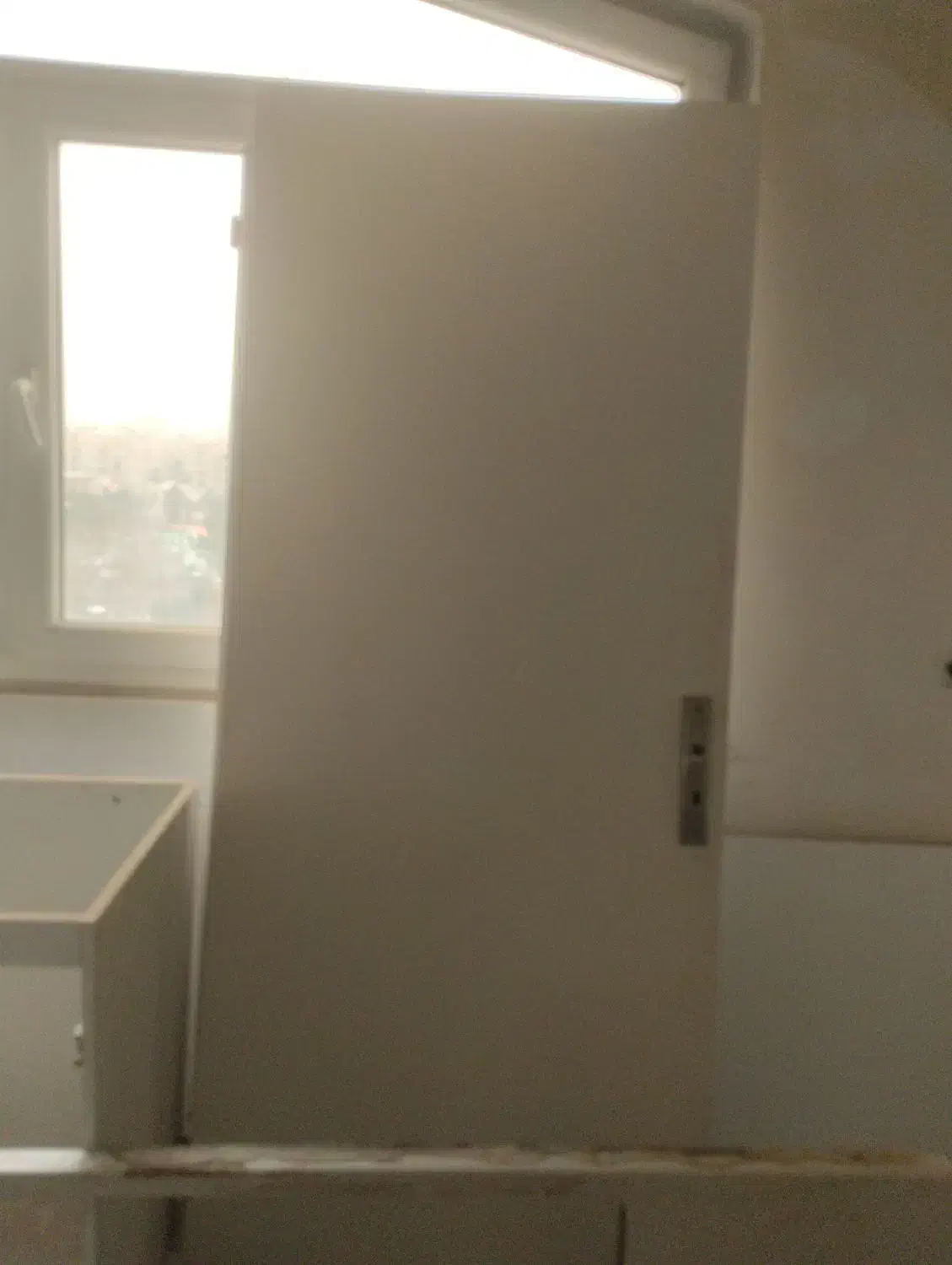 دو لنگه در اتاقی|مصالح و تجهیزات ساختمان|اندیشه, اندیشه فاز ۲|دیوار