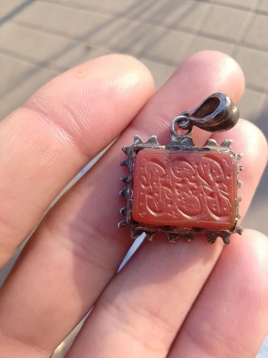 آویزعقیق کهنه خطی|جواهرات|اردبیل, |دیوار