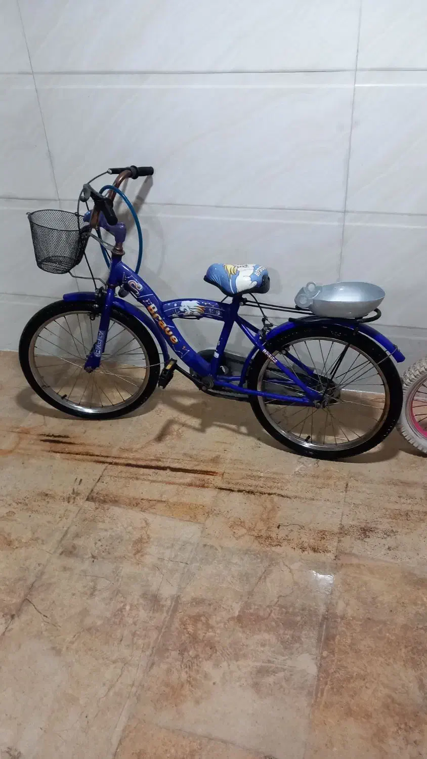 دو عدد دوچرخه ۲۰ و ۱۸ کاملا سالم|دوچرخه، اسکیت، اسکوتر|صومعه‌سرا, |دیوار