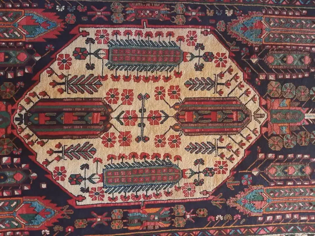 فرش|فرش|اصفهان, باغ زیار|دیوار