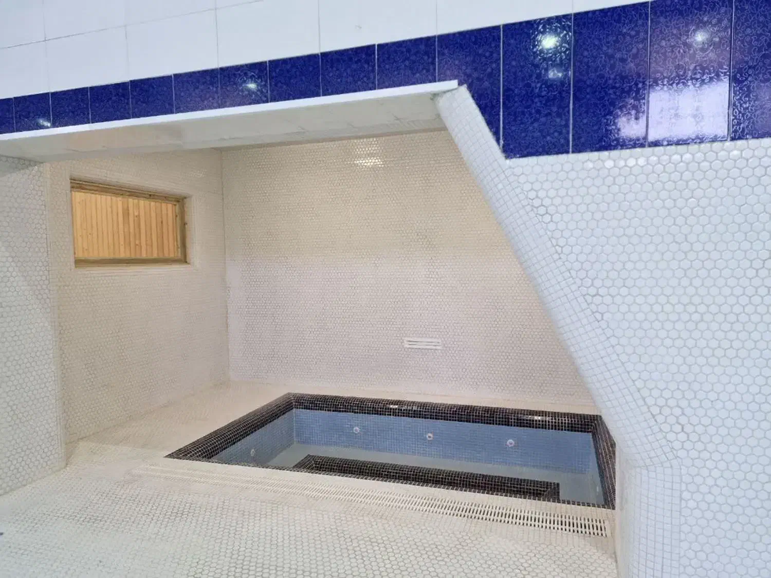 بلیط استخر فقط ۶۰ هزارتومان به تعداد نامحدود/تخفیف|بلیت ورزشی|همدان, |دیوار