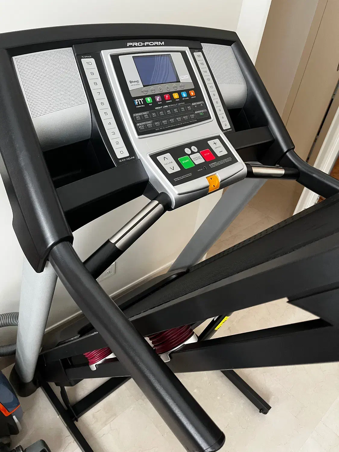 تردمیل پرو فورم آمریکایی|تجهیزات ورزشی|تهران, نیلوفر|دیوار