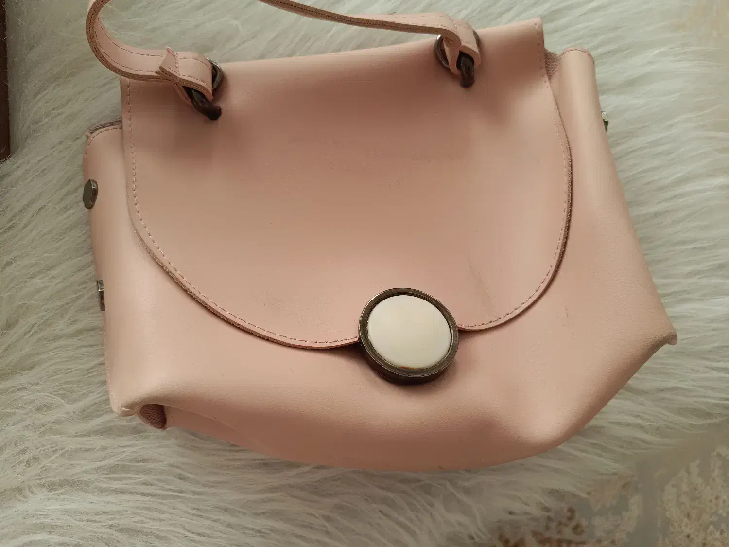 کیف ۳عدد|کیف، کفش، کمربند|رباطکریم, رباطکریم|دیوار