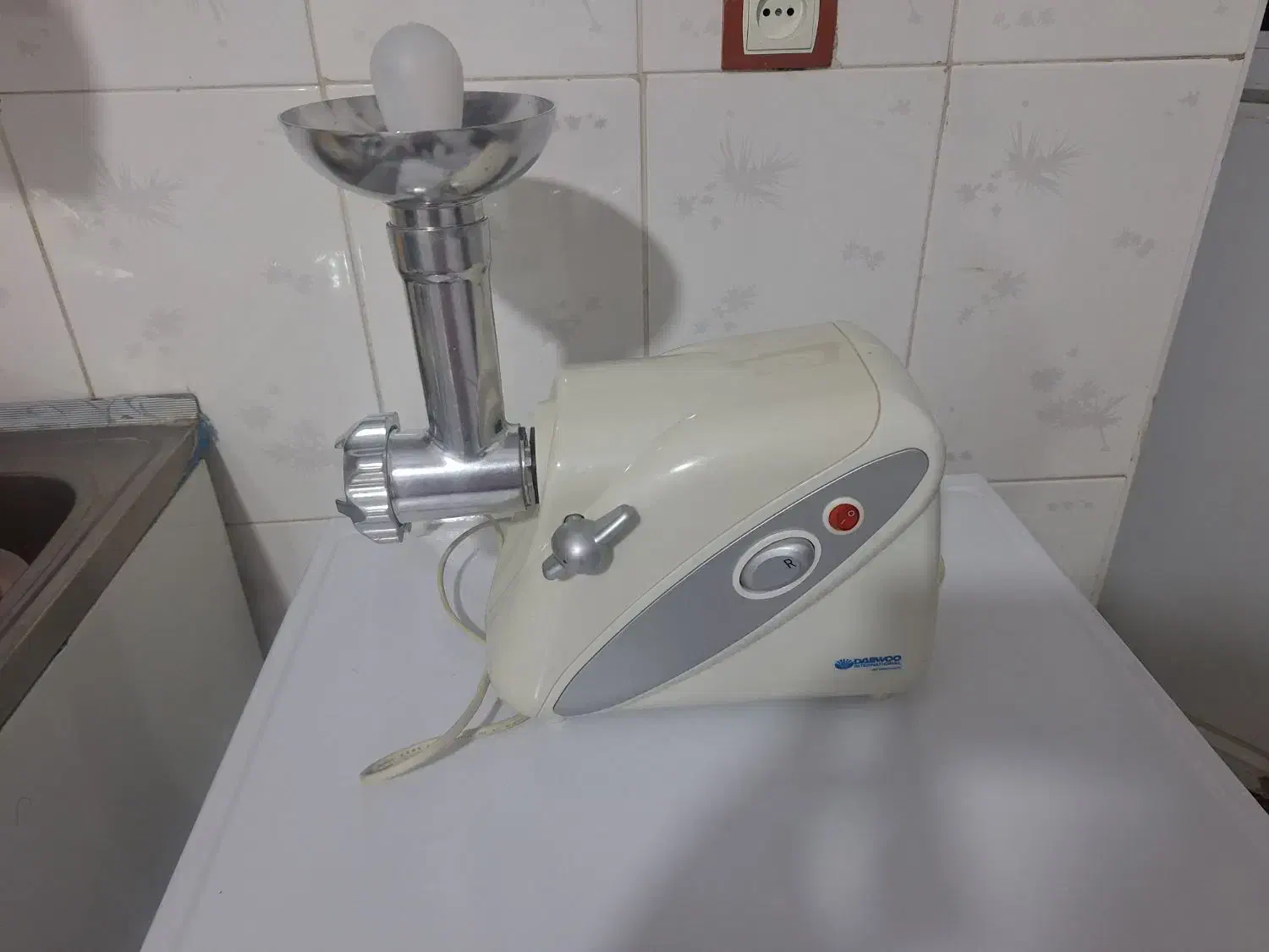 چرخ گوشت|خردکن، آسیاب، غذاساز|خرم‌آباد, |دیوار