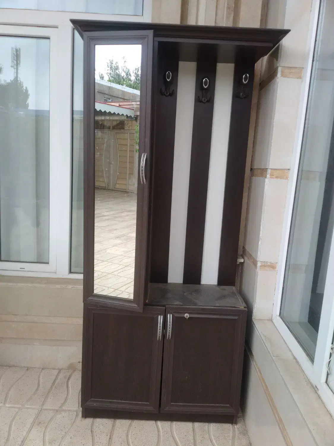 جاکفشی و کمد|جاکفشی، کمد، دراور|مهربان, |دیوار