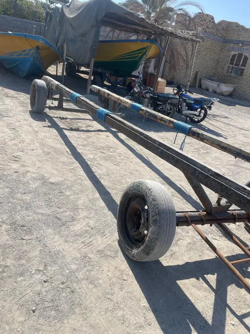 گاری فروشی|قایق و سایر وسایل نقلیه|بند زرک, |دیوار