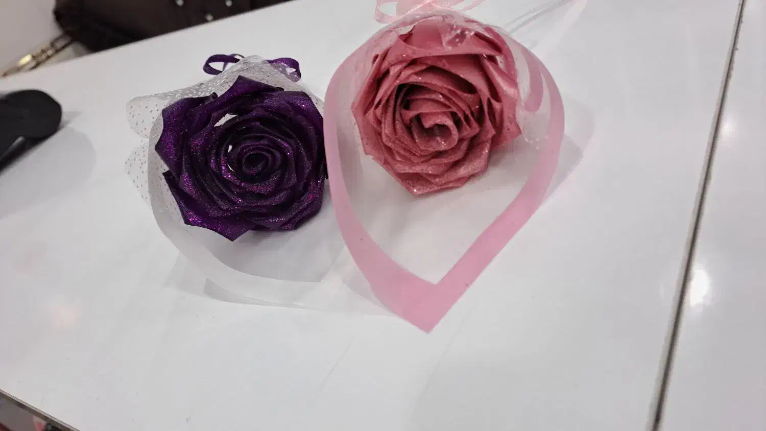 گل کادویی|گل مصنوعی|لاجان, |دیوار