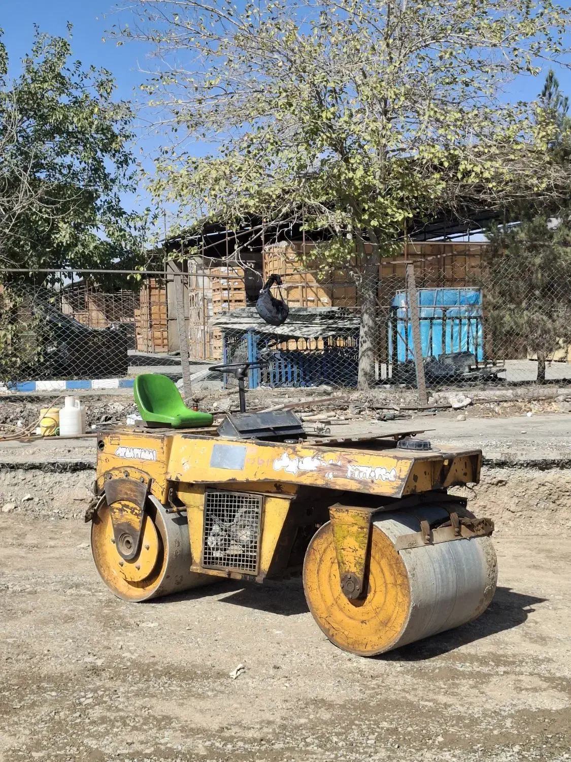کرایه دهنده غلطک فرموندار دستی قلطک مینی.متوسط|خدمات حمل و نقل|محمدشهر, محمدشهر|دیوار