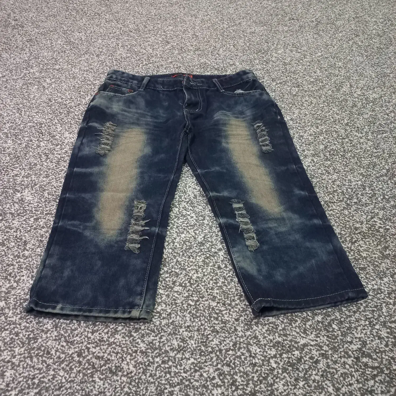 لباس تمیز|لباس|مسجد سلیمان, |دیوار