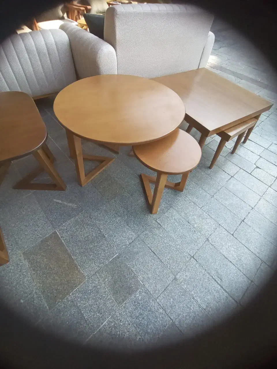 میزوسط|مبلمان خانگی و میز عسلی|بندر انزلی, متروپل|دیوار