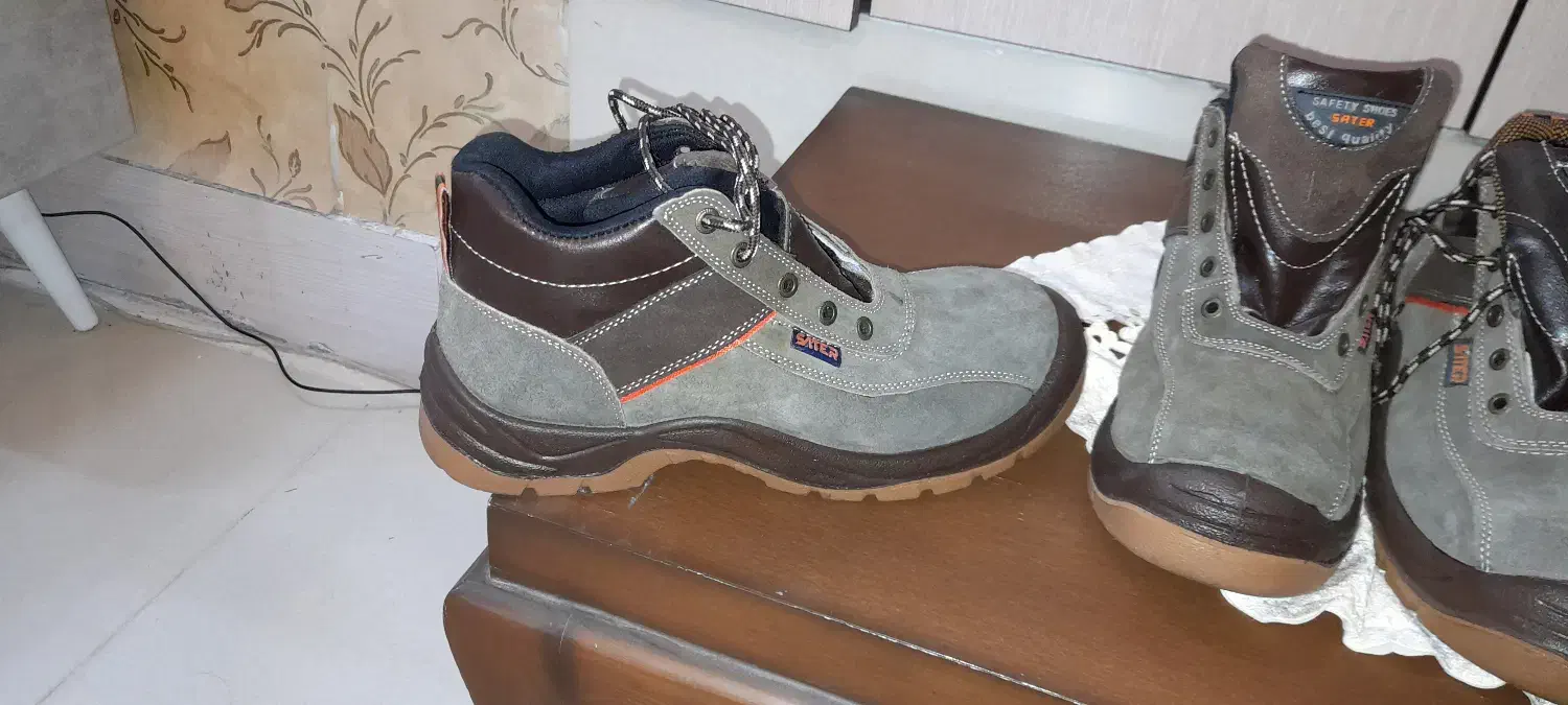 کفش ایمنی کار|کیف، کفش، کمربند|تربت جام, مطهری|دیوار