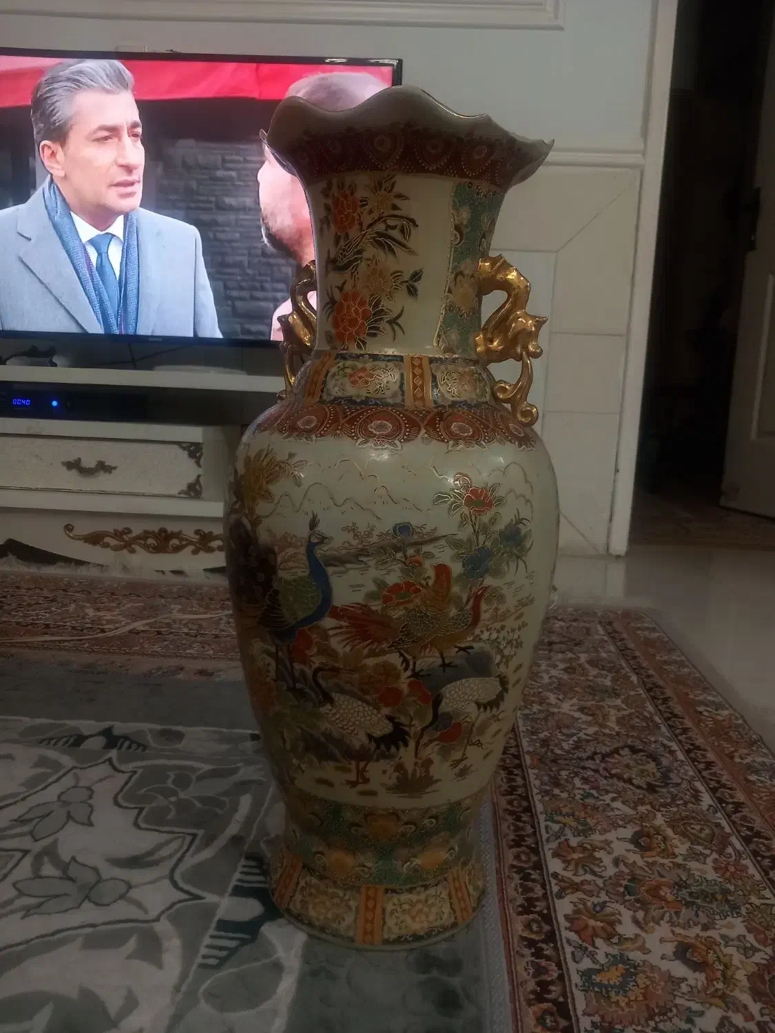 گلدان چینی مرغی قدیمی|کلکسیون اشیاء عتیقه|زاهدان, |دیوار