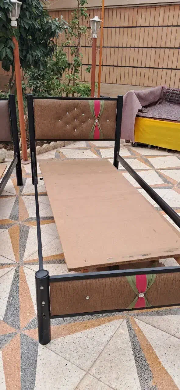 فروش تخت یک نفره|تخت و سرویس خواب|خمینیشهر, |دیوار