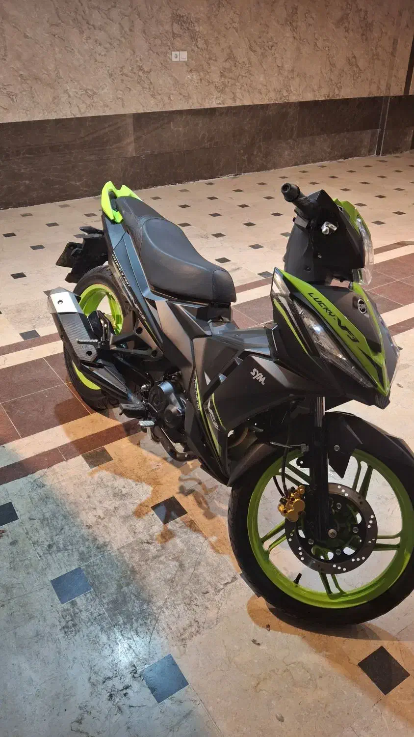 لاکی185|موتورسیکلت|تهران, ایران|دیوار