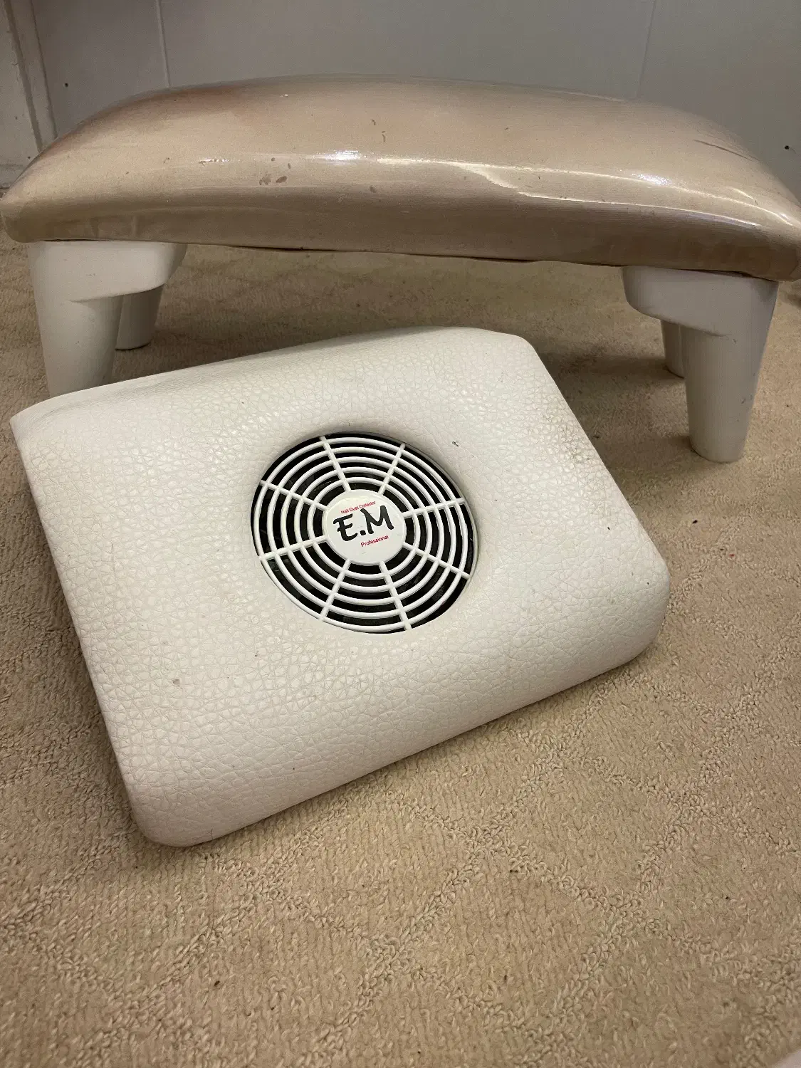 وسایل ناخن|آرایشگاه و سالنهای زیبایی|اردبیل, |دیوار