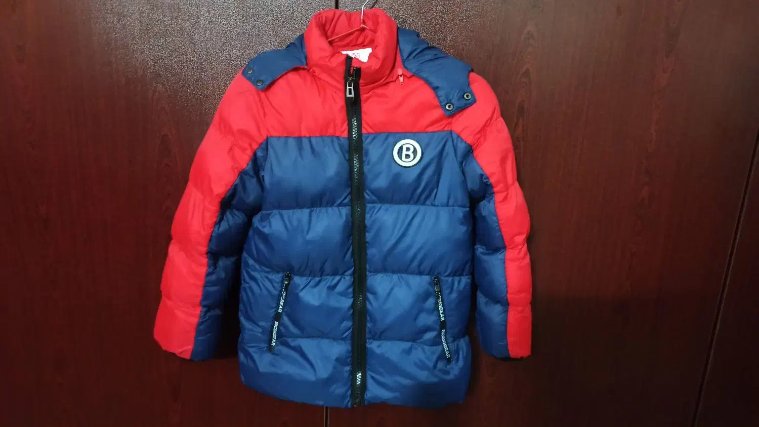 کاپشن مناسب سن تا ۱۰ سال|کفش و لباس بچه|قائم‌شهر, |دیوار