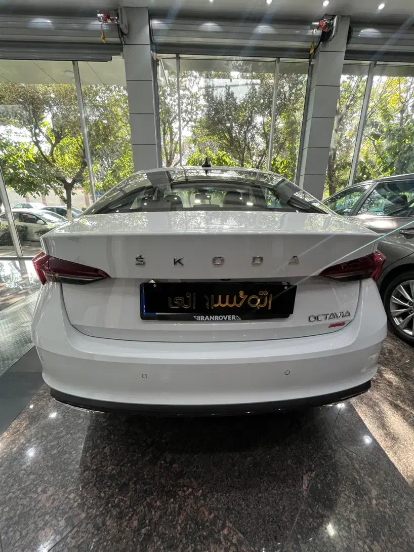 اشکودا اکتاویا|خودرو سواری و وانت|تهران, پاسداران|دیوار