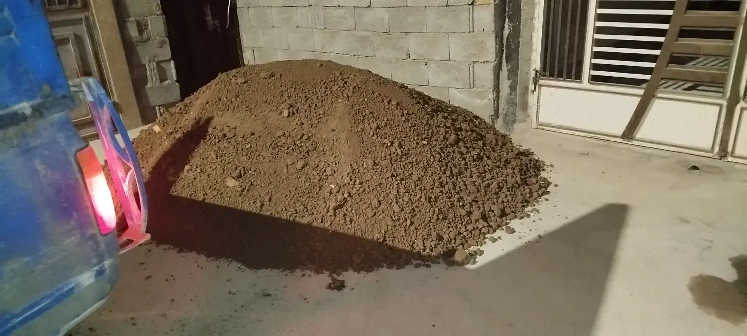 آوردن خاک و نخاله برای پرکردن چاه پارکینگ پشت بام|خدمات حمل و نقل|تبریز, |دیوار