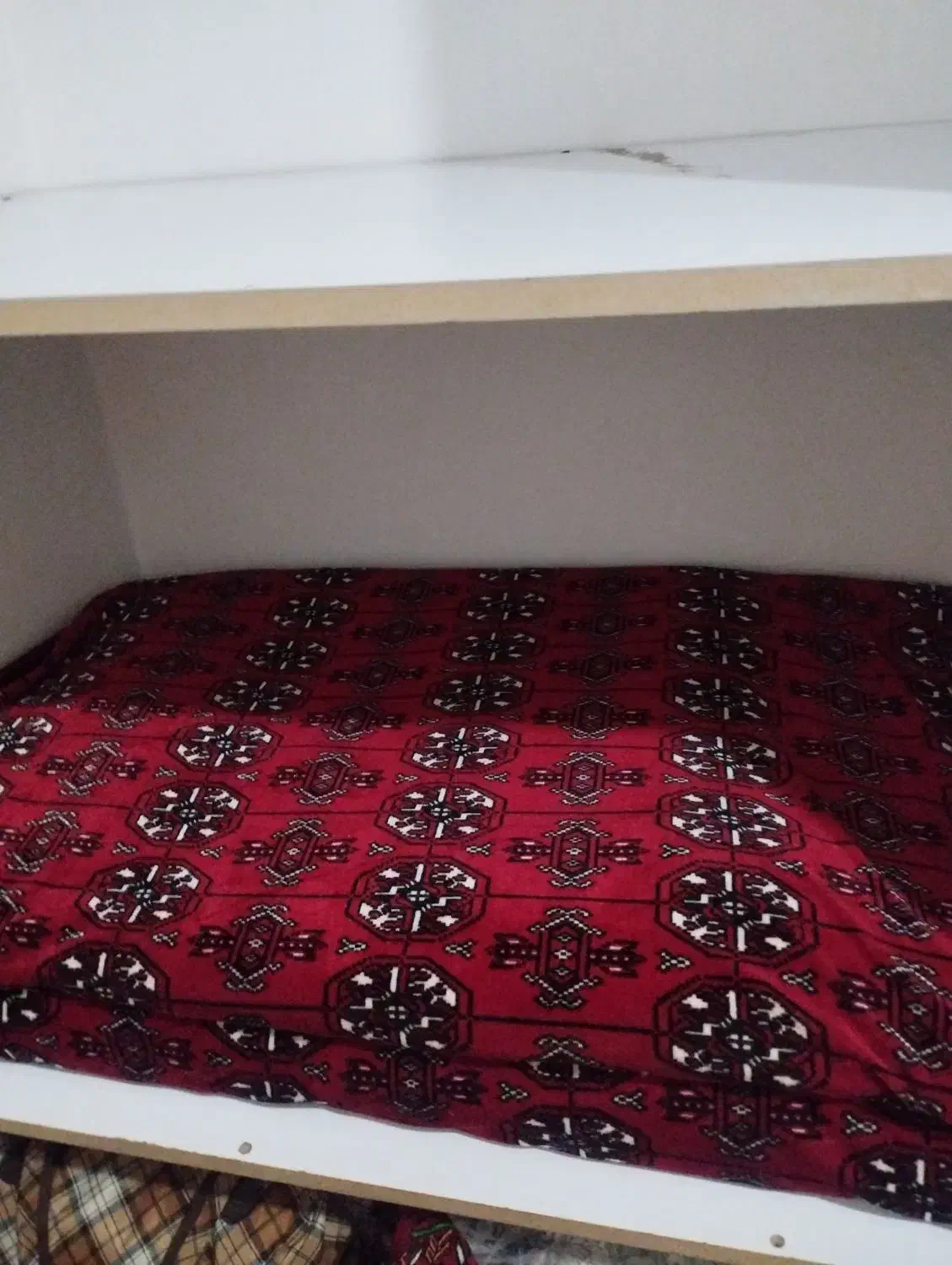 دو عدد تشک یکی کوچیک یکی بزرگ|رختخواب، بالش، پتو|زاهدان, |دیوار