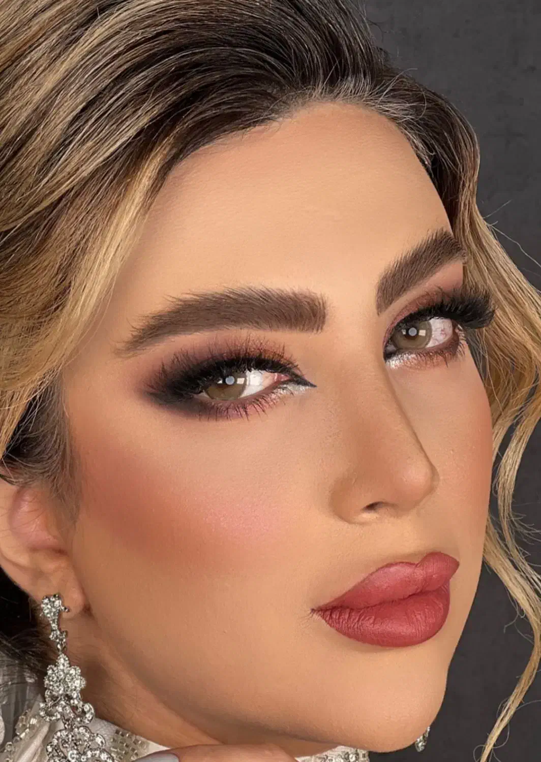 میکاپ وشنیون مجالس درشاهینشهرواصفهان+آموزش میکاپ|خدمات آرایشگری و زیبایی|شاهین‌شهر, عطار|دیوار