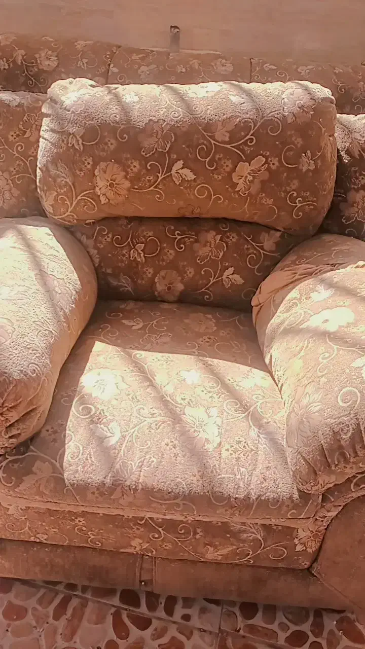 یک دست مبل 9 نفره طرح پفکی چوب روسی|مبلمان خانگی و میز عسلی|تهران, بوستان ولایت|دیوار