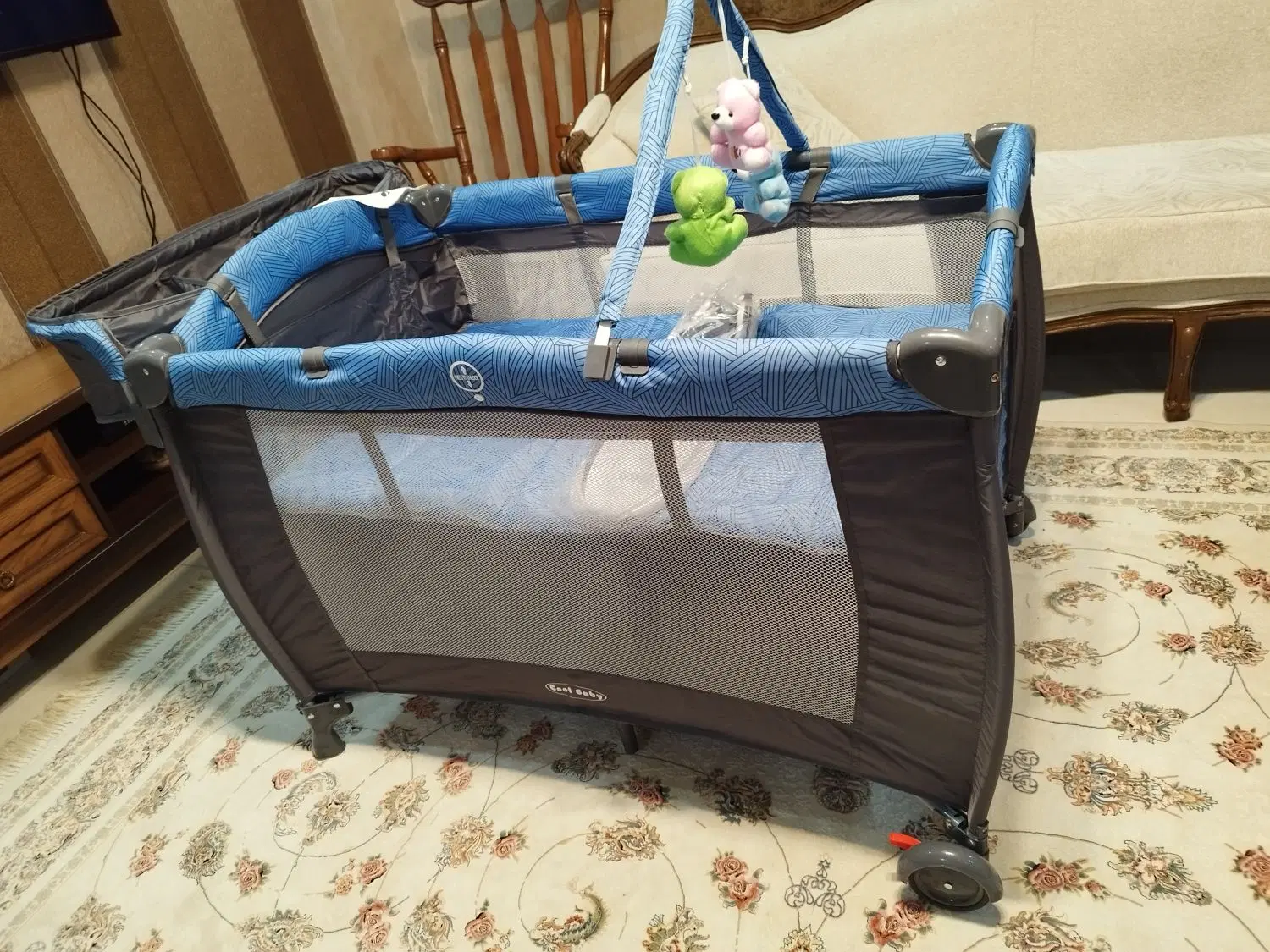 حراج (تخت پارکcoolbaby) بعلت جمع کردن فروشگاه|تخت و صندلی بچه|تهران, جردن|دیوار