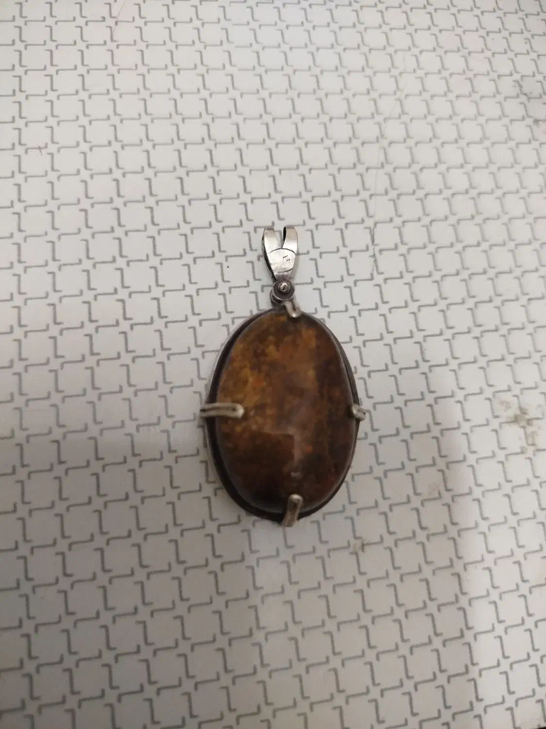 سنگ موکلدار|جواهرات|شیراز, دباغ خانه|دیوار