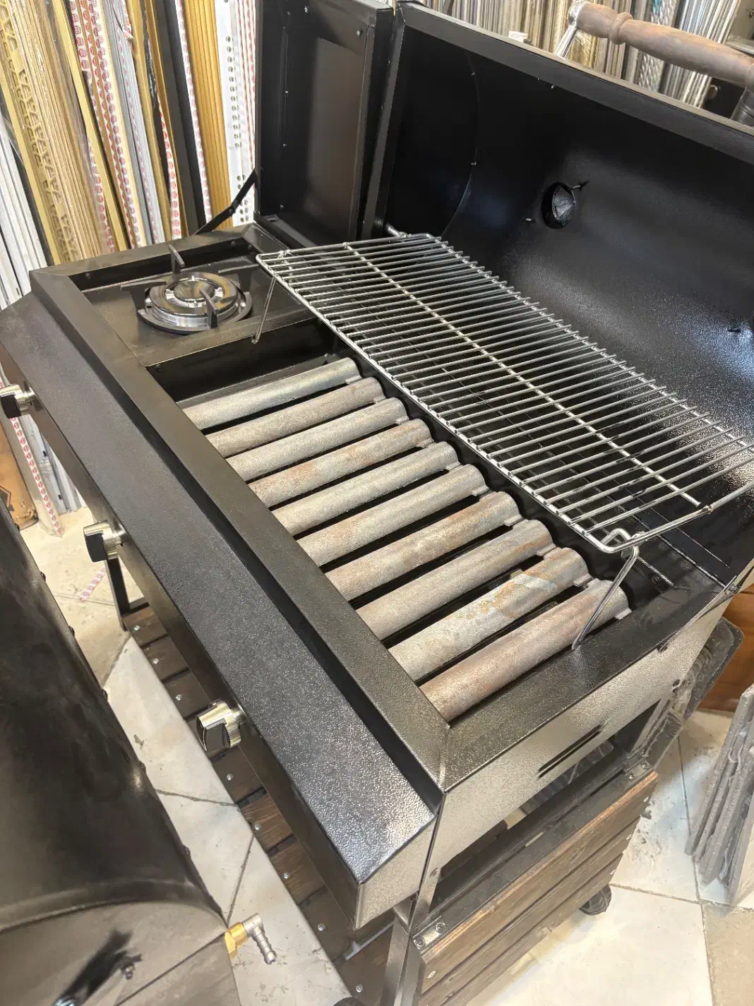کباب پز گازی مشکی کوره ای با درب و گریل پایه کامل|اجاق گاز و لوازم برقی پخت‌وپز|مشهد, گوهرشاد|دیوار