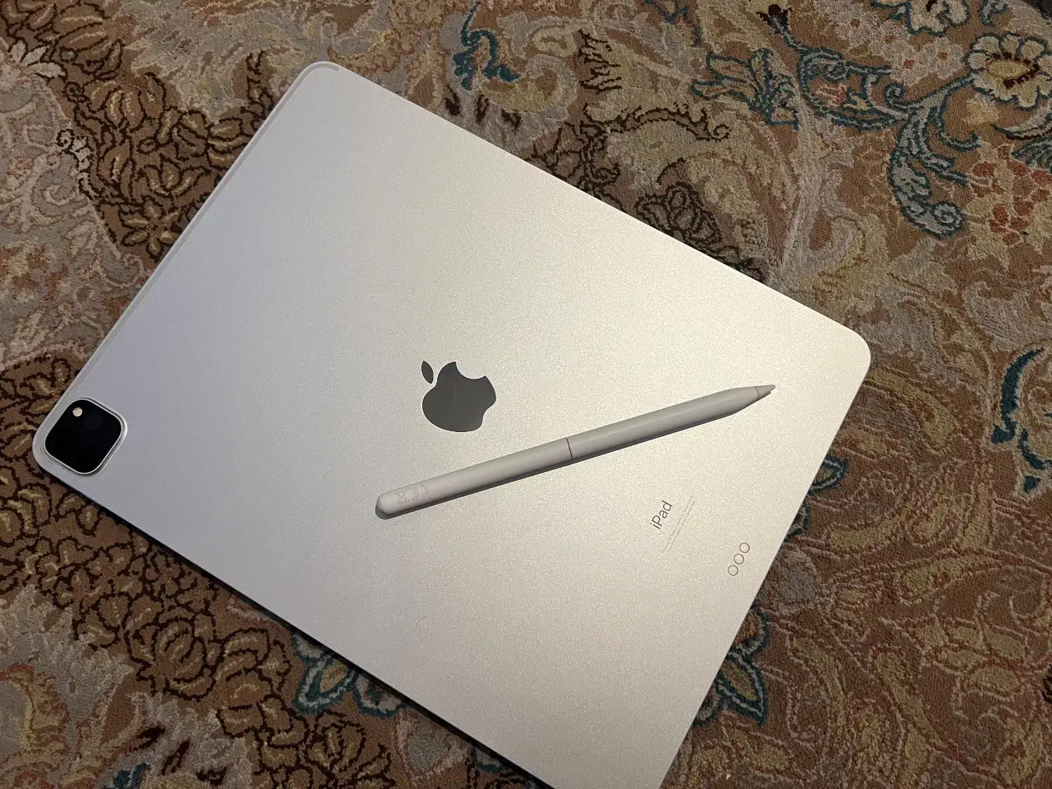 فروش آیپد پرو wifiنقره ای|تبلت|تهران, ستارخان|دیوار