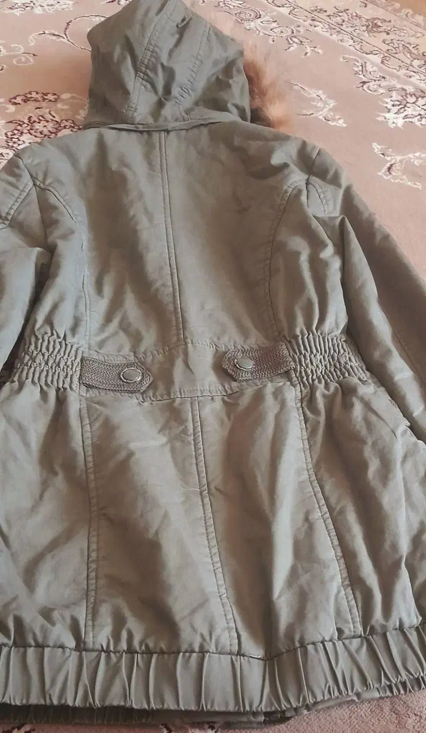 حراج واقعی دوعدد پالتوی دخترانه سایز۴۴ کاملانووشیک|حراج|سنندج, |دیوار