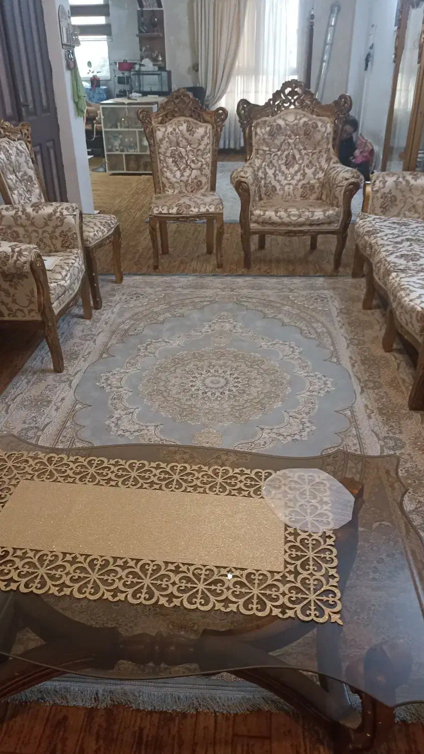 مبل|مبلمان خانگی و میز عسلی|چاف و چمخاله, |دیوار