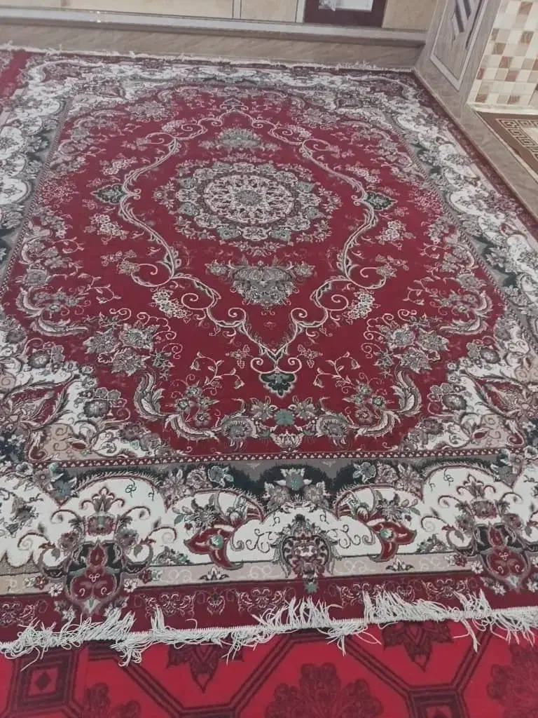 فرش نخ ابریشم اصل|فرش|سراوان, |دیوار