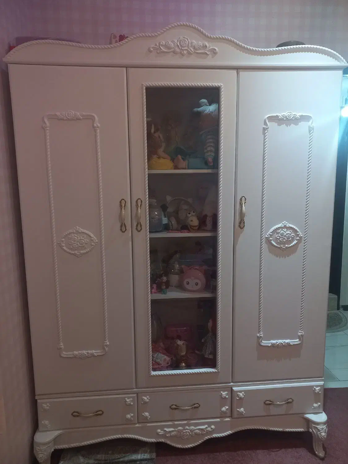 تخت وکمد کودک از نوزاد تا نوجوان|تخت و سرویس خواب|کرج, فاز ۳ گوهردشت|دیوار