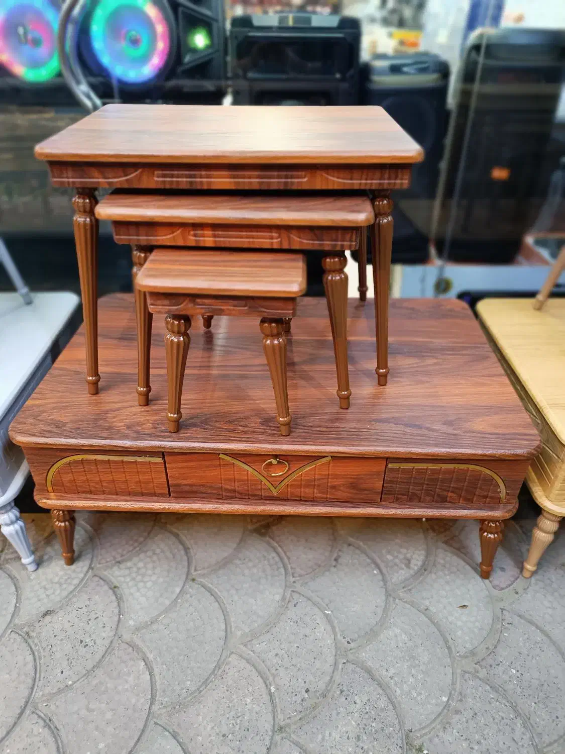 پخش جلومبلی اقتصادی|مبلمان خانگی و میز عسلی|رشت, گلزاران|دیوار