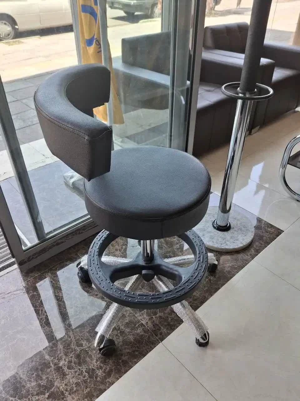 صندلی آزمایشگاهی. آرایشگاهی . پزشکی. قیمت قدیم|آرایشگاه و سالنهای زیبایی|صفادشت, |دیوار