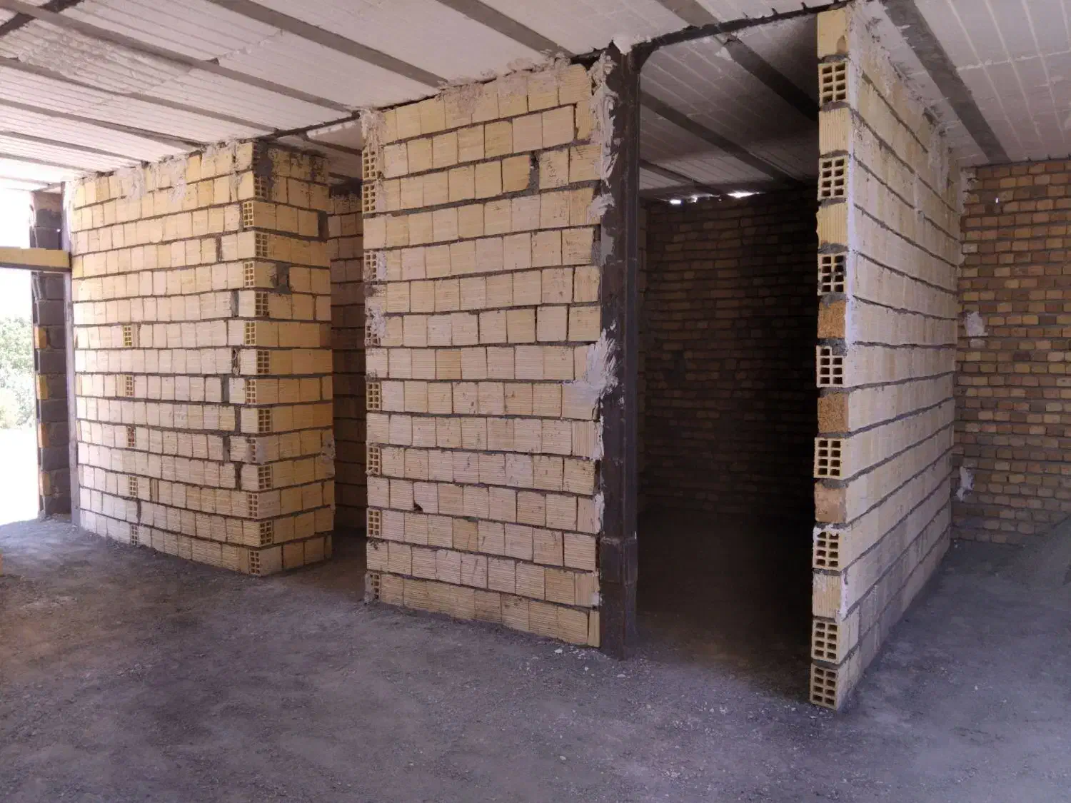 خانه نیمکاره دو طبقه وپارکینگ نایسر|فروش خانه و ویلا|سنندج, |دیوار