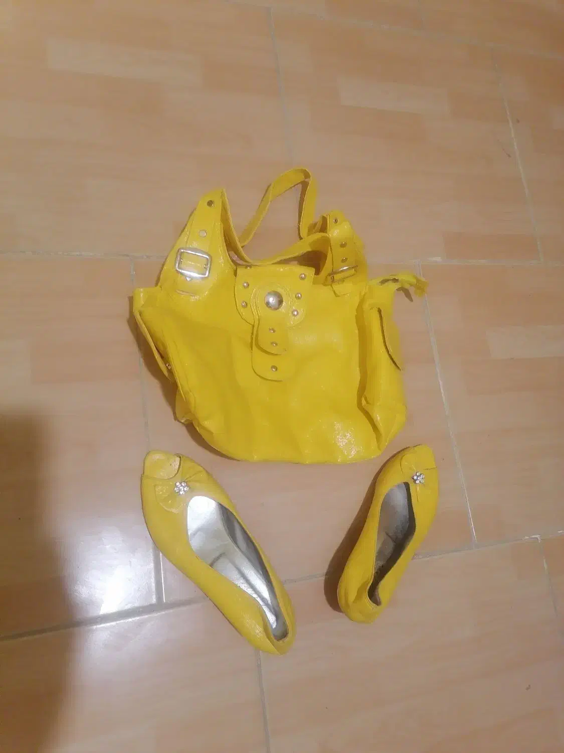 کیف وکفش|کیف، کفش، کمربند|بجنورد, |دیوار