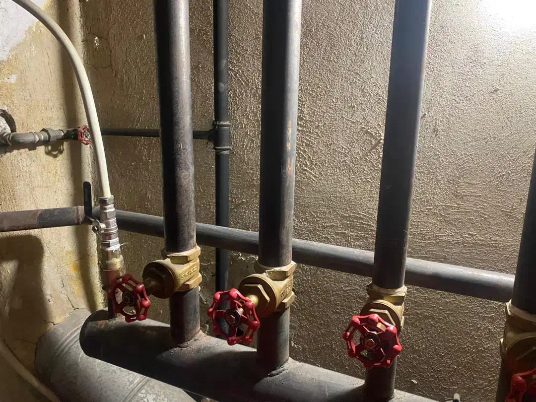 نصب پمپ آب خانگی و لوله کشی آب ساختمان|خدمات پیشه و مهارت|تهران, هفت حوض|دیوار