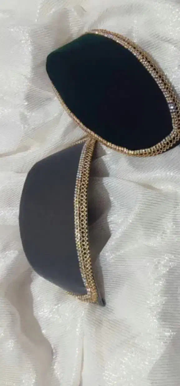 لچک محلی|لباس|یاسوج, |دیوار