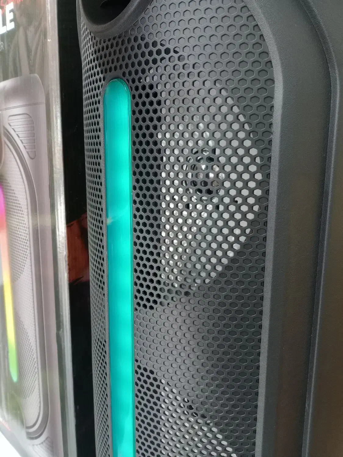 اسپیکر شارژی مدل bts6131|پخش‌کننده همراه|صدرا-فارس, فاز ۲|دیوار