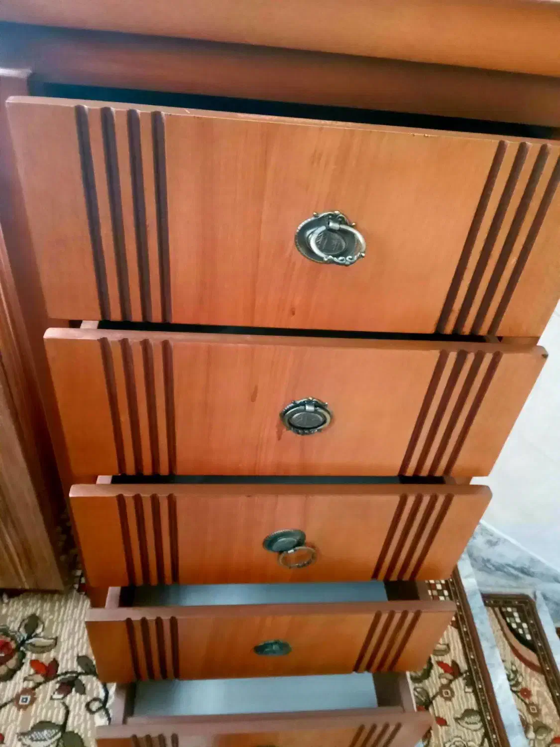 دراور|جاکفشی، کمد، دراور|بروجرد, |دیوار