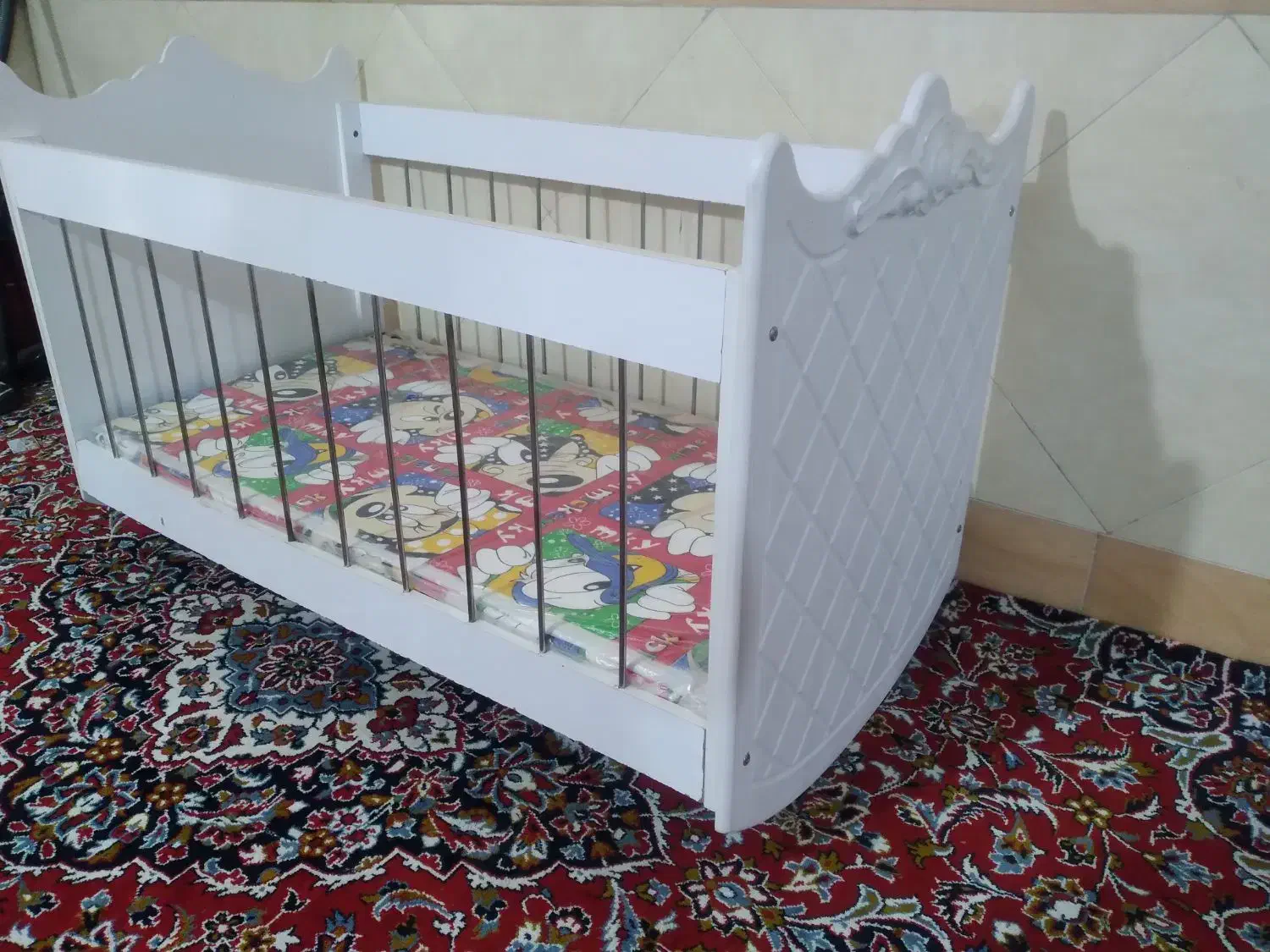 تخت خواب کودک|تخت و سرویس خواب|قم, ولیعصر|دیوار