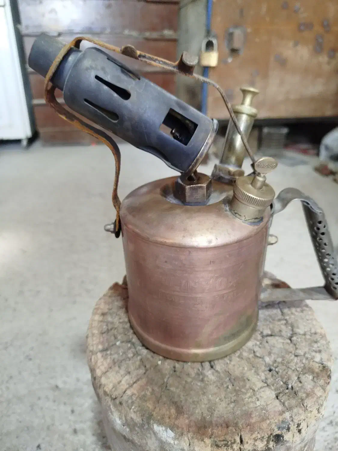 چراغ پریموس سوئدی|کلکسیون اشیاء عتیقه|پاکدشت, پاکدشت (مامازند)|دیوار