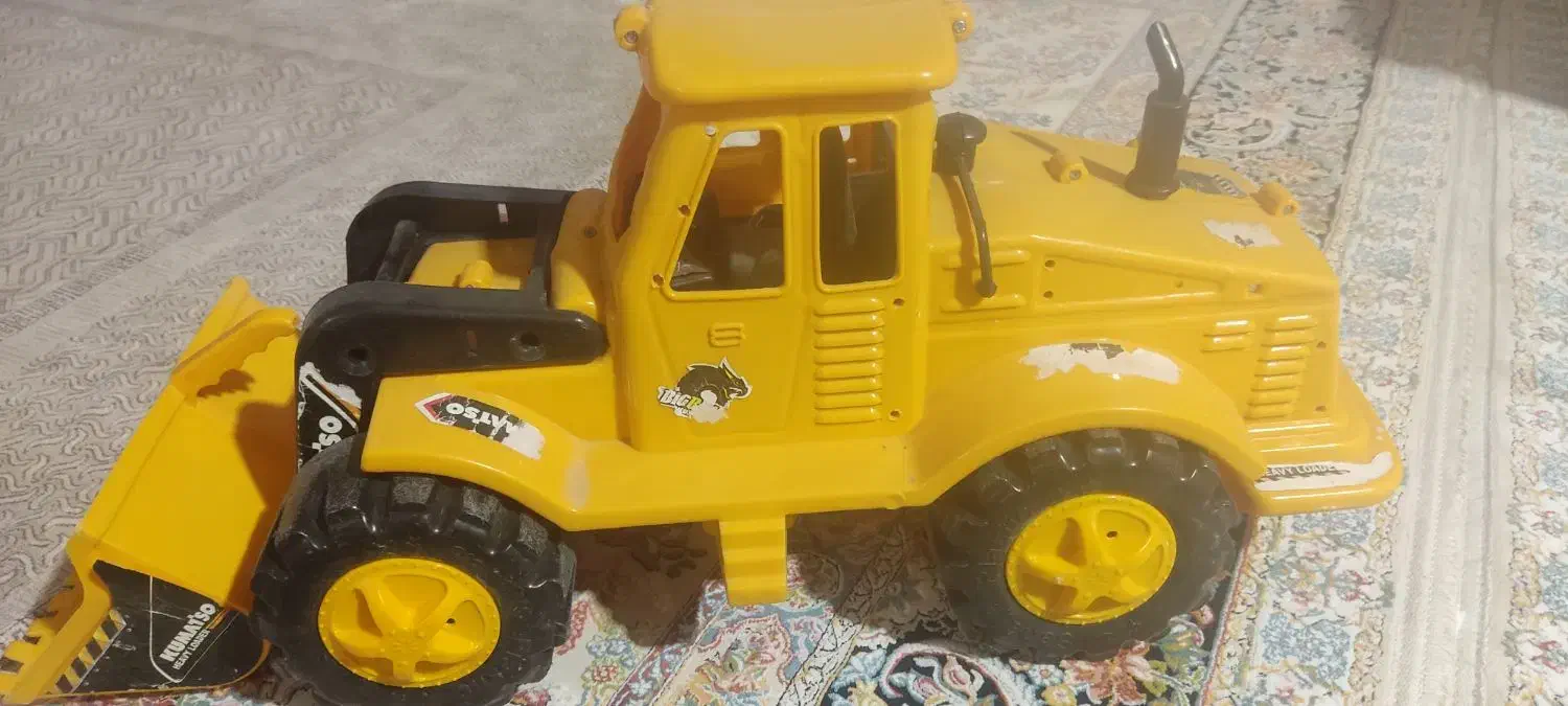 لودر|اسباب‌بازی بچه|نقده, |دیوار