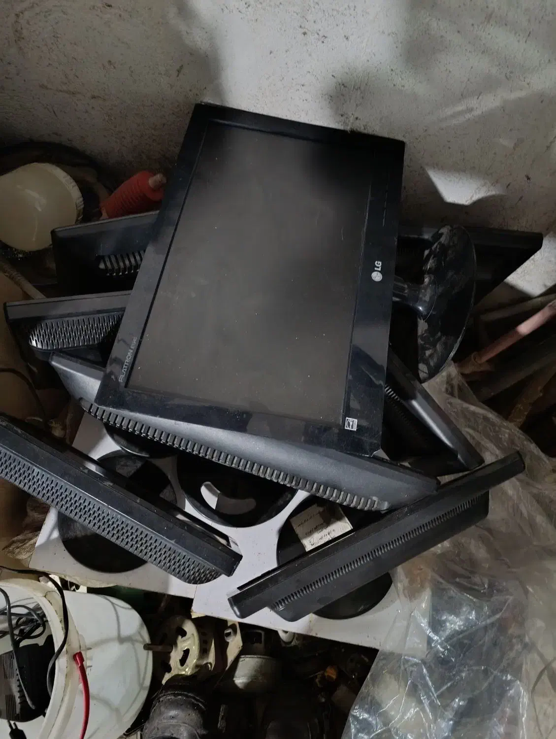 مانیتور|رایانه رومیزی|رشت, پاره بیجار|دیوار