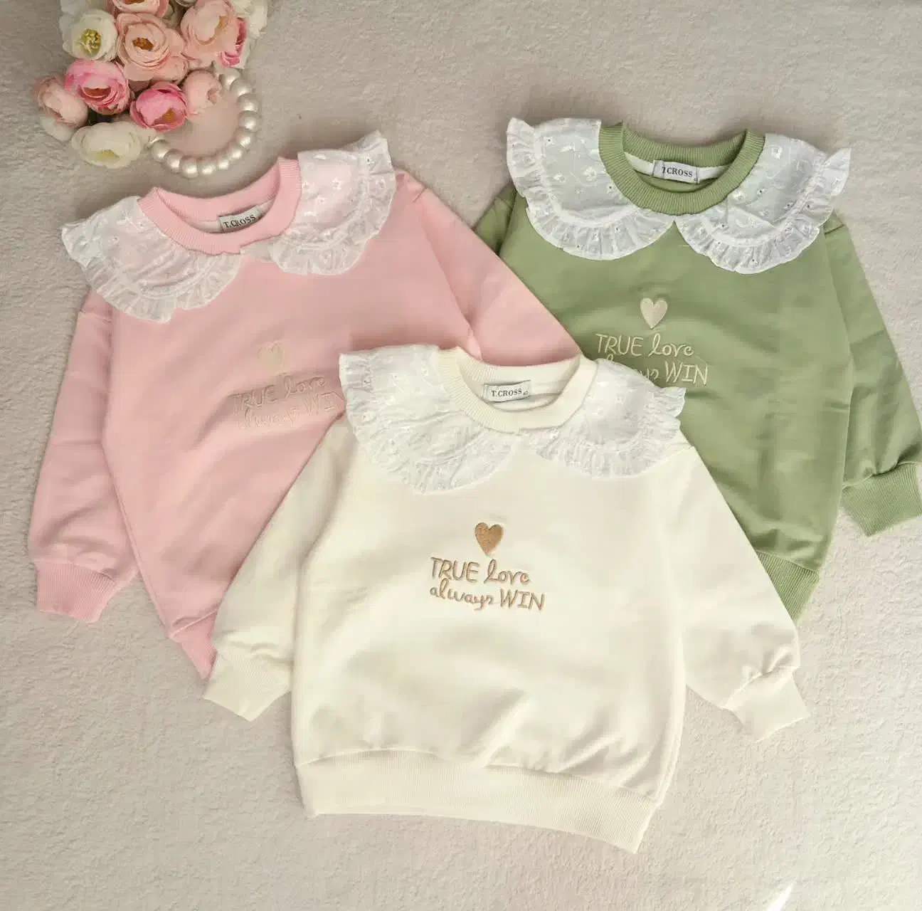 ۲۱۵|کفش و لباس بچه|مشهد, شاهد (شهرک غرب)|دیوار